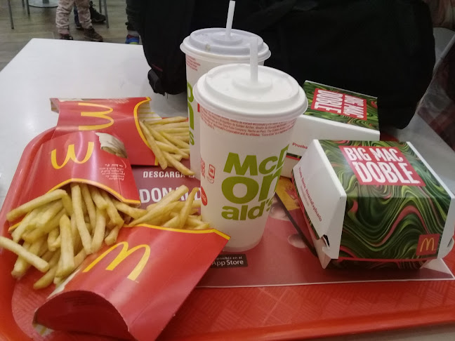 Mall Aventura Arequipa, Av. Porongoche s/n Fc 10, Paucarpata