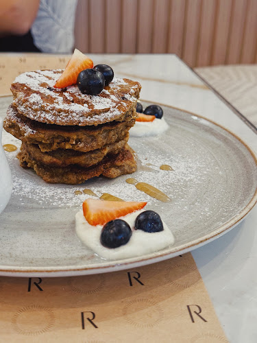 Comentarii opinii despre Rutina Café