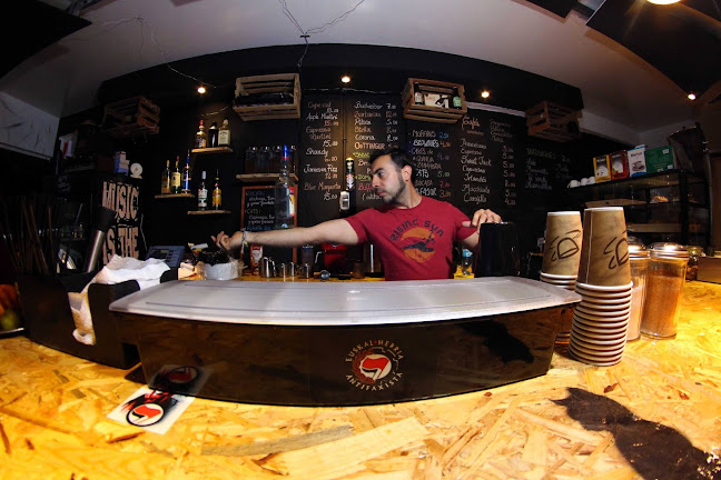 The Black Cat - Café Bar