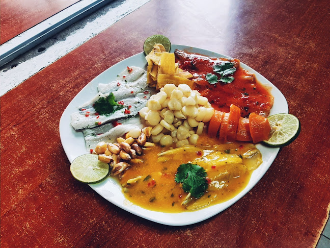 Opinii despre El Concolón Restaurant Bar în San Luis de Cañete - Gastronomía y hostelería