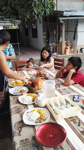 Mamá Mía (Antojitos, Asados y Parrillas). - Gastronomía y hostelería