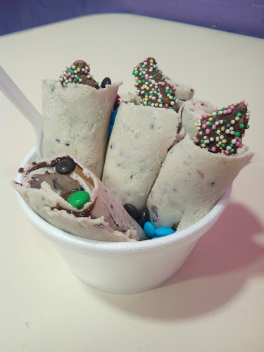 Crisos Ice Cream Rolls