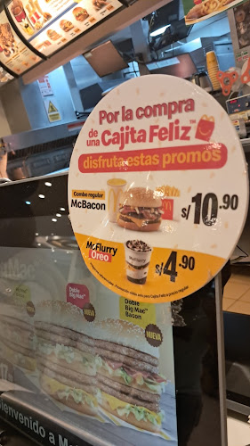 Mall Aventura Arequipa, Av. Porongoche s/n Fc 10, Paucarpata