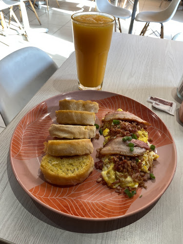 Franchesco Café Pizzería