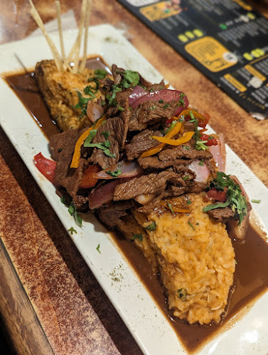 Opinii despre Huacafuckingchina Restobar în Huacachina - Gastronomía y hostelería