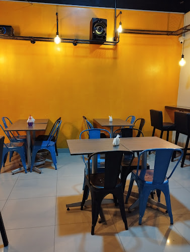 TOKYO MAKIS Y POKES ( solo delivery) - Gastronomía y hostelería