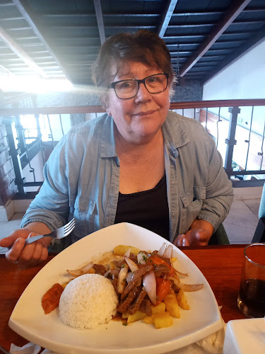 Santiago's Restaurant - Gastronomía y hostelería