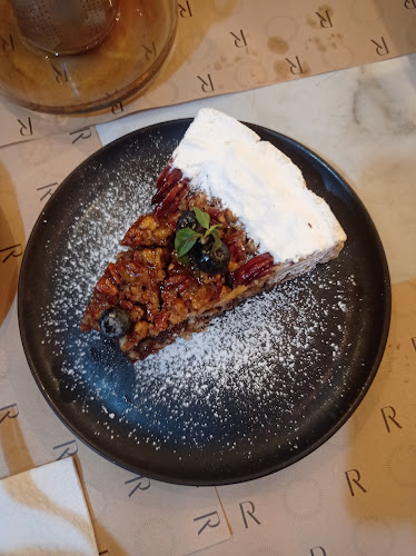 Av Grau 400, Miraflores 15074