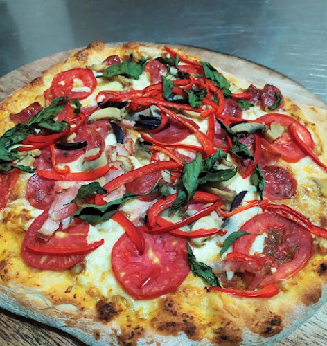 LA CHIRA restaurante pizzas, pastas & bar - Gastronomía y hostelería