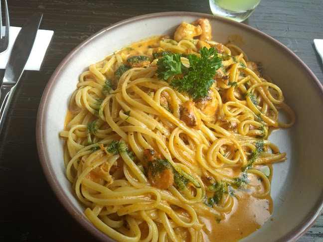 Qincha Bar Resto Arte