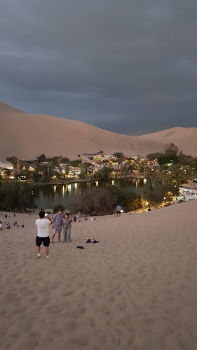 Malecón José Picasso Peratta #154 Huacachina Ica Al costado de la biblioteca, Huacachina 11000