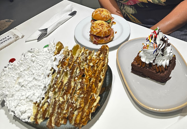 Comentarii opinii despre Sasha Pasteles