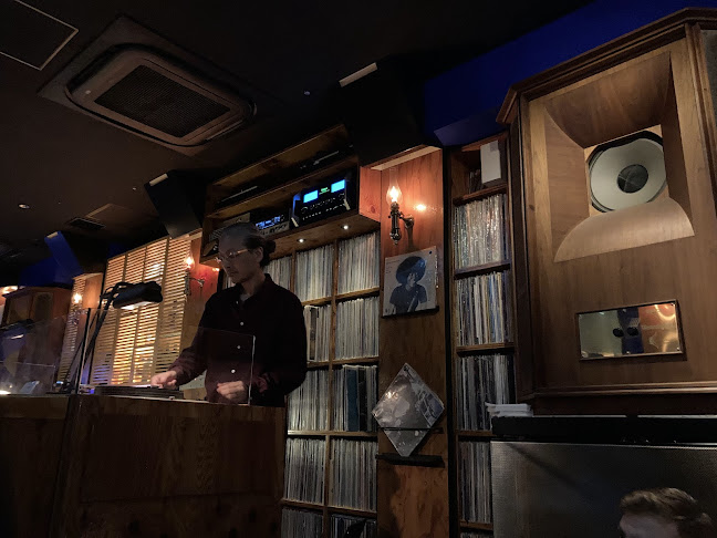 Japón, 〒104-0061 Tokyo, Chuo City, Ginza, 7 Chome−8−13 ブラウン プレイス 4F