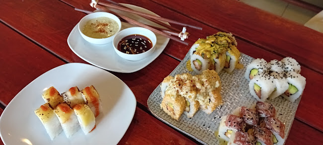 Comentarii opinii despre Suri Sushi Bar & Poke