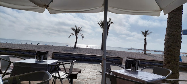 Qué Rico Restaurante Playa de San Juan - Santa Ana