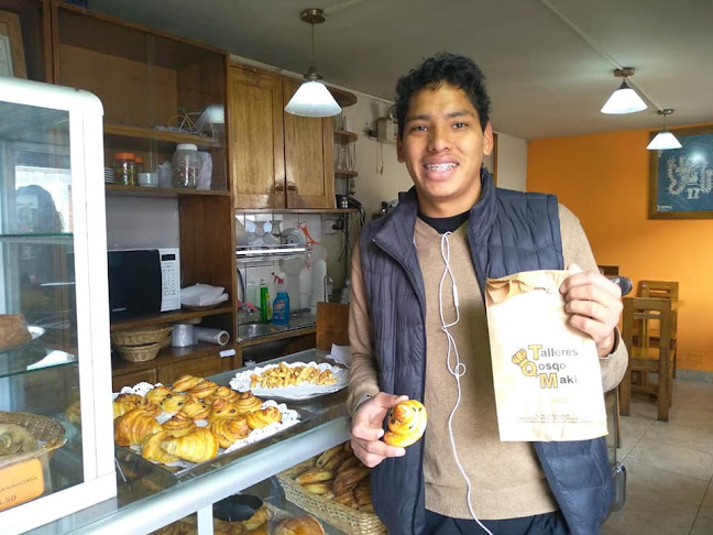 Av Tullumayo 465, Cusco 08002