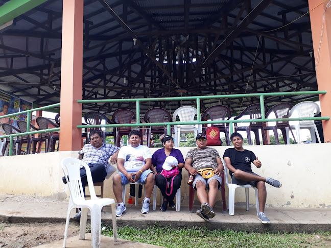 Coliseo de gallos “La finca"