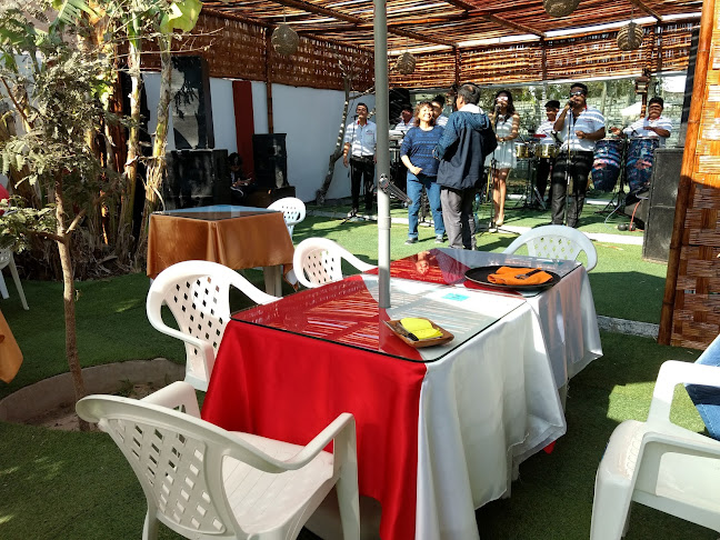 Cuchillos Y Tenedores Sabor Criollo - Gastronomía y hostelería