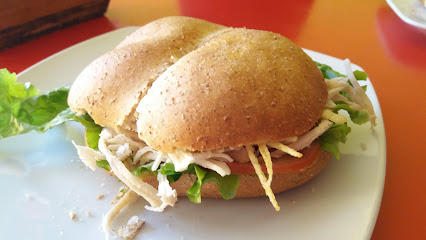 Cafe Restsurant Pizza Don Bayloni