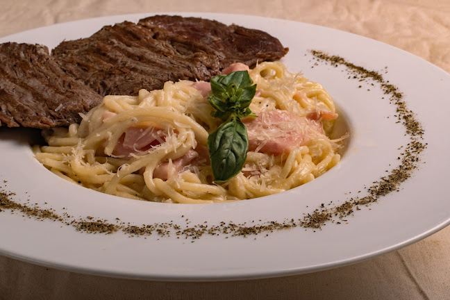 Cusnina Coffee Grill