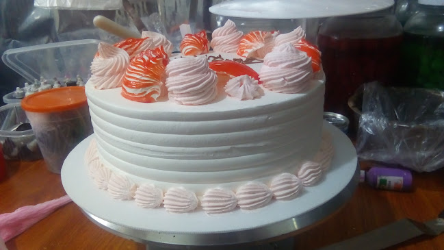 PASTELERIA Y PIÑATERIA GUSTAVO - San Miguel