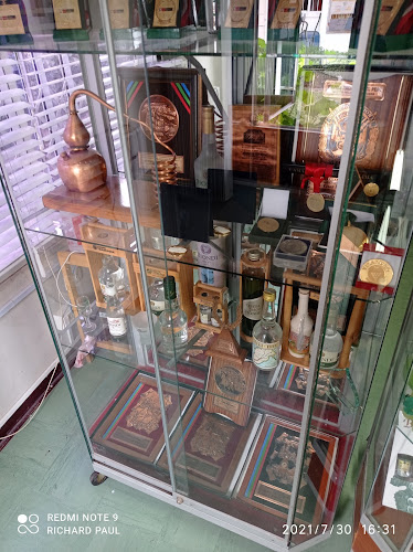 Opinii despre Tienda Pisco Biondi în Moquegua - Gastronomía y hostelería