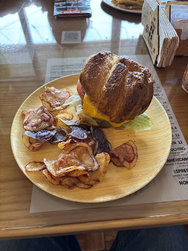 Comentarii opinii despre El Colono Coffee Shop