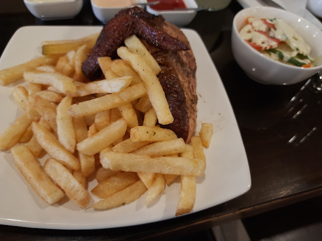 COZY POLLERIA - Gastronomía y hostelería