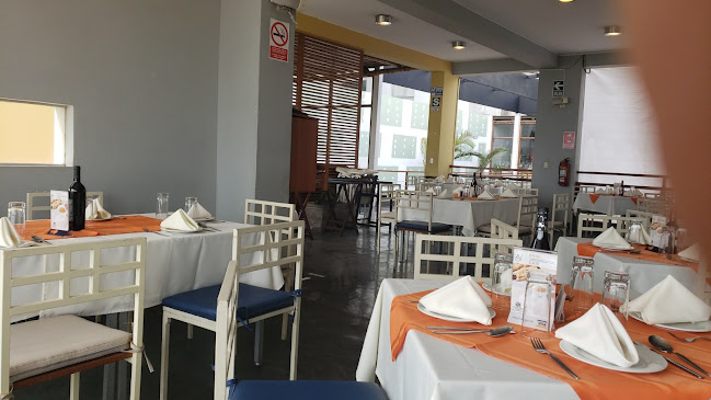 Av. Costanera 1010, Lima 15087