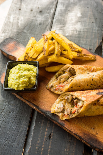 Comentarii opinii despre Farrukito's House