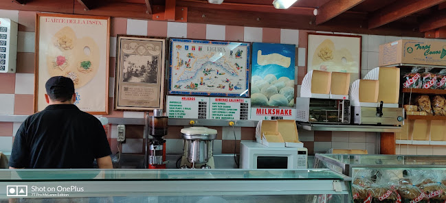 Opinii despre Bodega Olcese în Callao - Gastronomía y hostelería