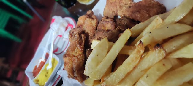 Opinii despre Bochinche de la 12 în Callao - Gastronomía y hostelería