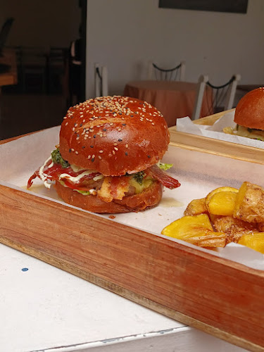 Comentarii opinii despre Taberna Calixto casual food