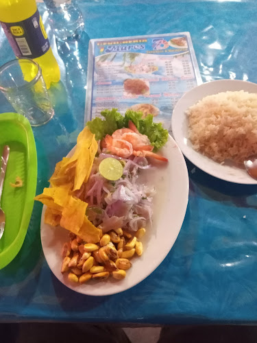 Comentarii opinii despre Cevichería y Marisquería 7 Mares