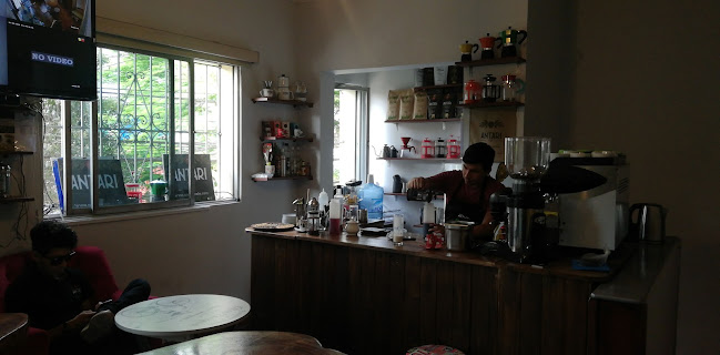 Antari Café