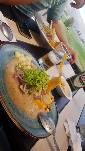 Opinii despre Orillas Cevicheria Criolla în Cercado de Arequipa - Gastronomía y hostelería