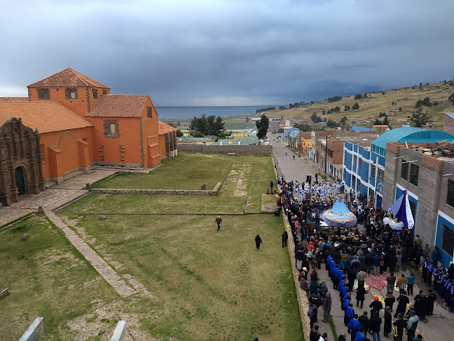 Opinii despre Restaurant Brisas Del Lago în Juli - Gastronomía y hostelería