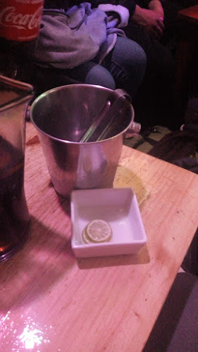 Cafe Pub Karaoke Paukartampu - Gastronomía y hostelería