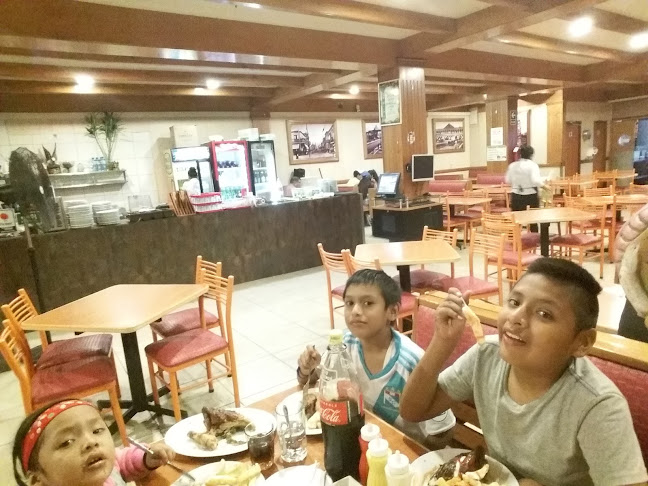 Polleria La Perricholi Rimac