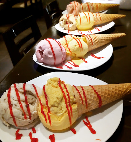 Heladería "Cristalia" - Huancayo