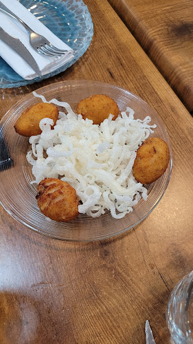 Qué Rico Restaurante Playa de San Juan - Gastronomía y hostelería