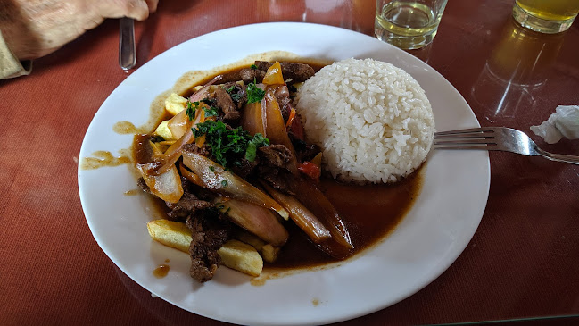 Mercado Santa Rosa, Avenida Tomás Valle. 166 Callao, Lima 07036