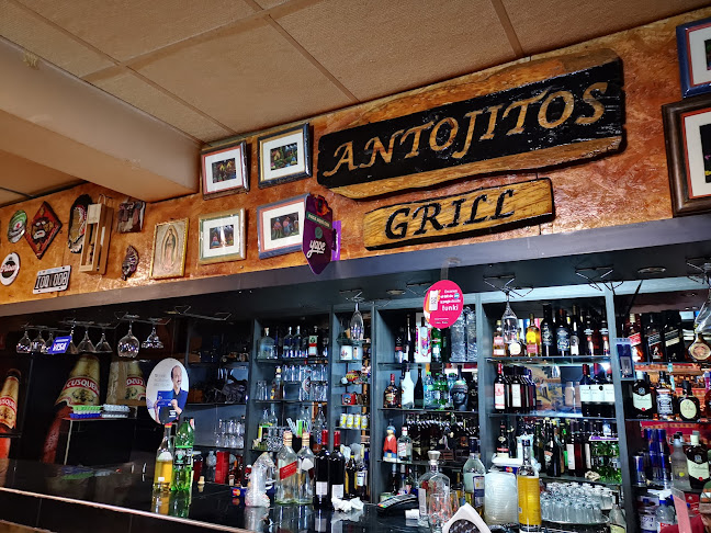 Antojitos Grill - HUAMACHUCO