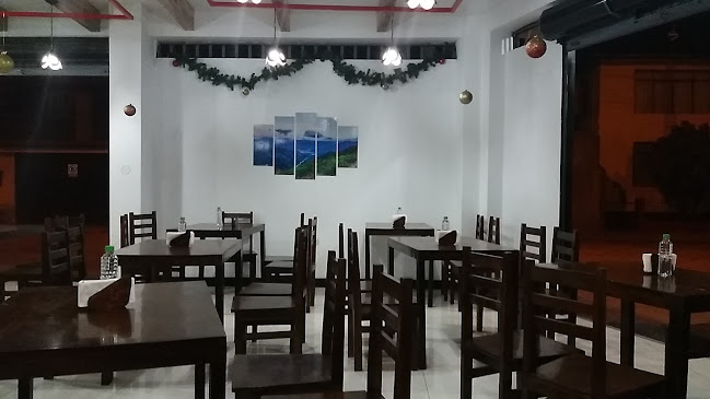 La Esquina - Pollos a la Brasa