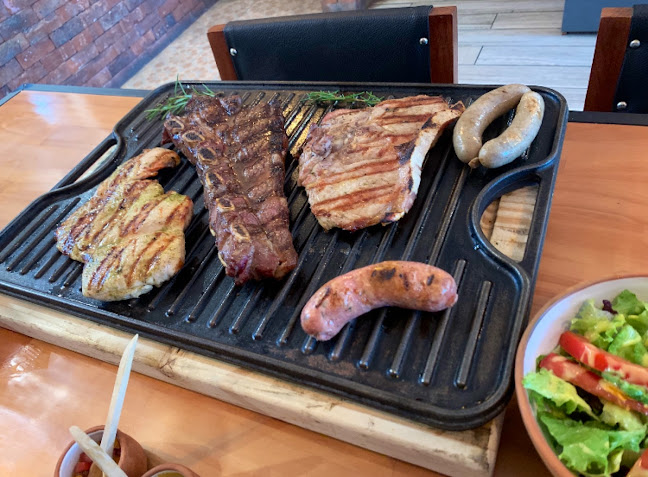 Home Chicken & Grill - José Luis Bustamante y Rivero