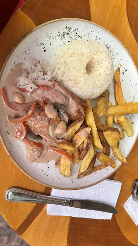 Av. Primavera 640, Santiago de Surco 15037