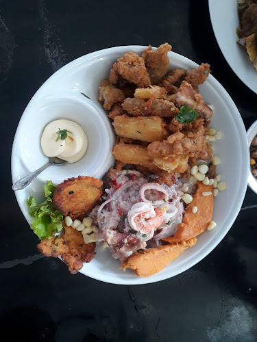 Comentarii opinii despre 240 Restaurant & Cevichería