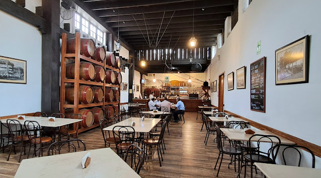 Antigua Taberna Queirolo