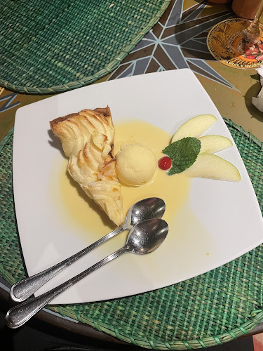 Restaurant Bistro Bar Indio Feliz