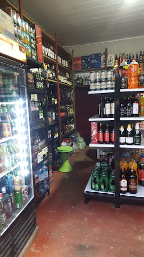 Comentarii opinii despre La Muyuna Licorería-Minimarket.